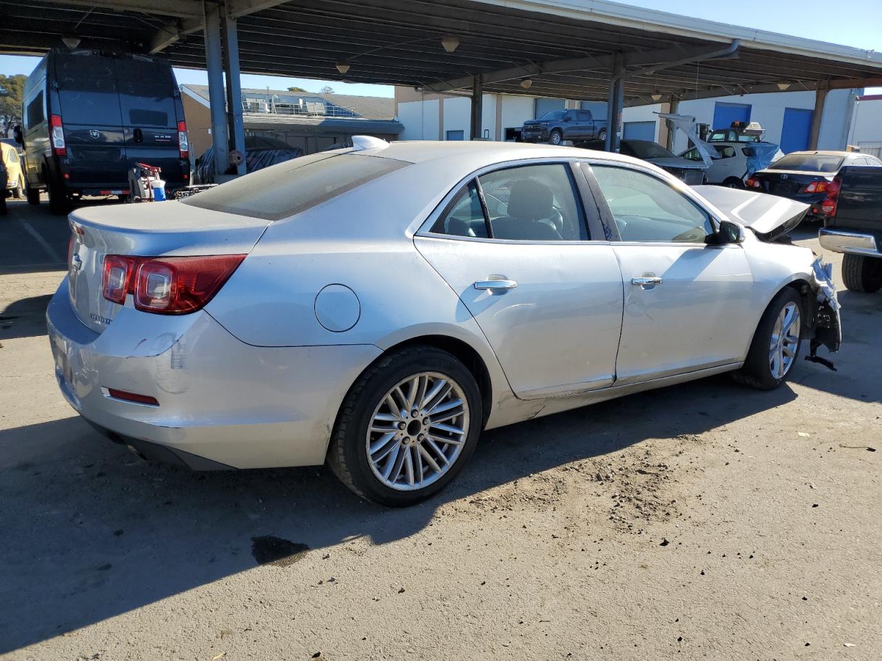 2016 Chevrolet Malibu - Image 3