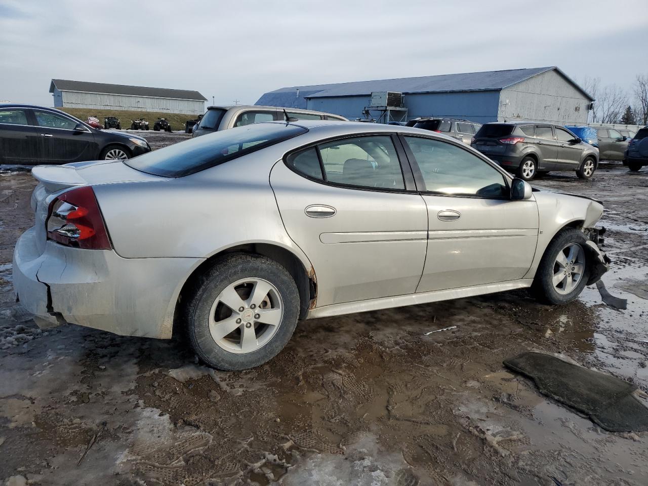 2008 Pontiac Grand Prix - Image 3