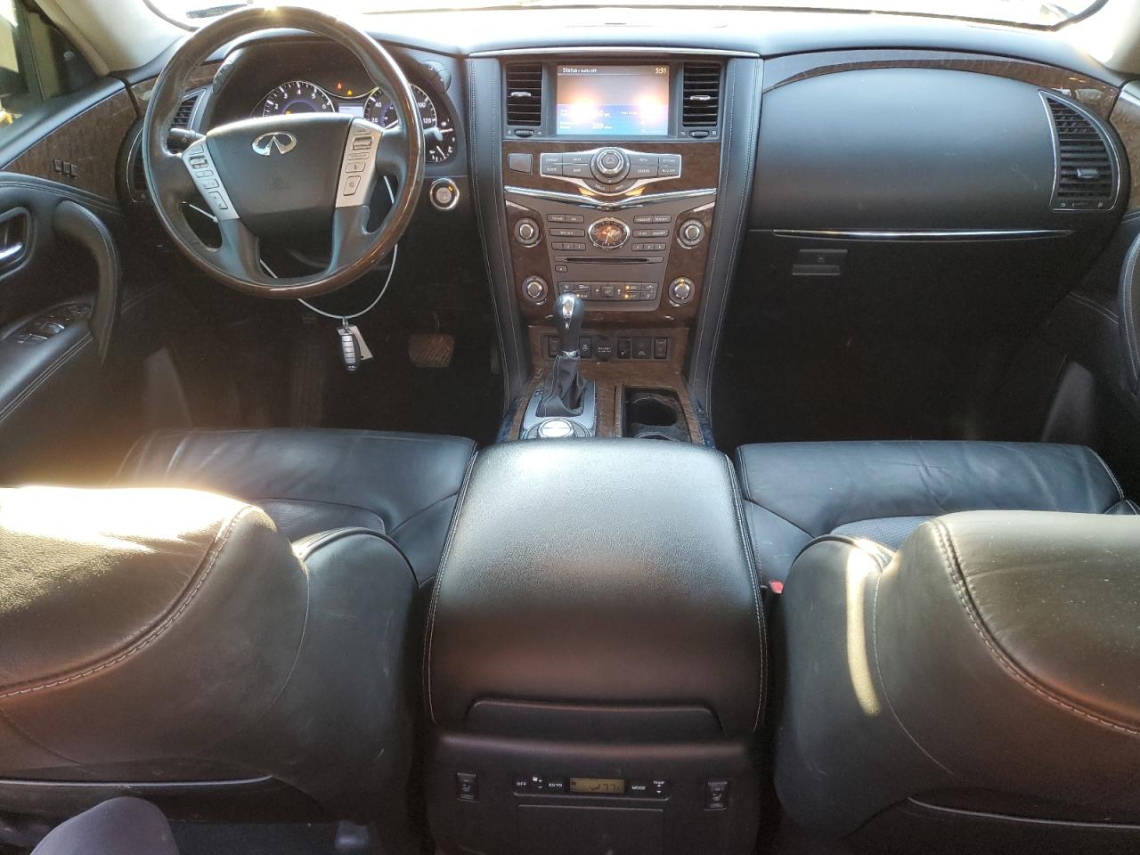 2017 Infiniti QX80 - Image 8