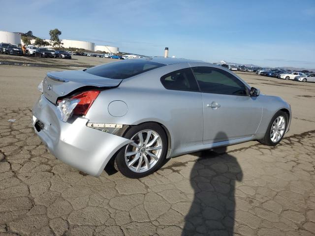  INFINITI G37 2012 Серебристый