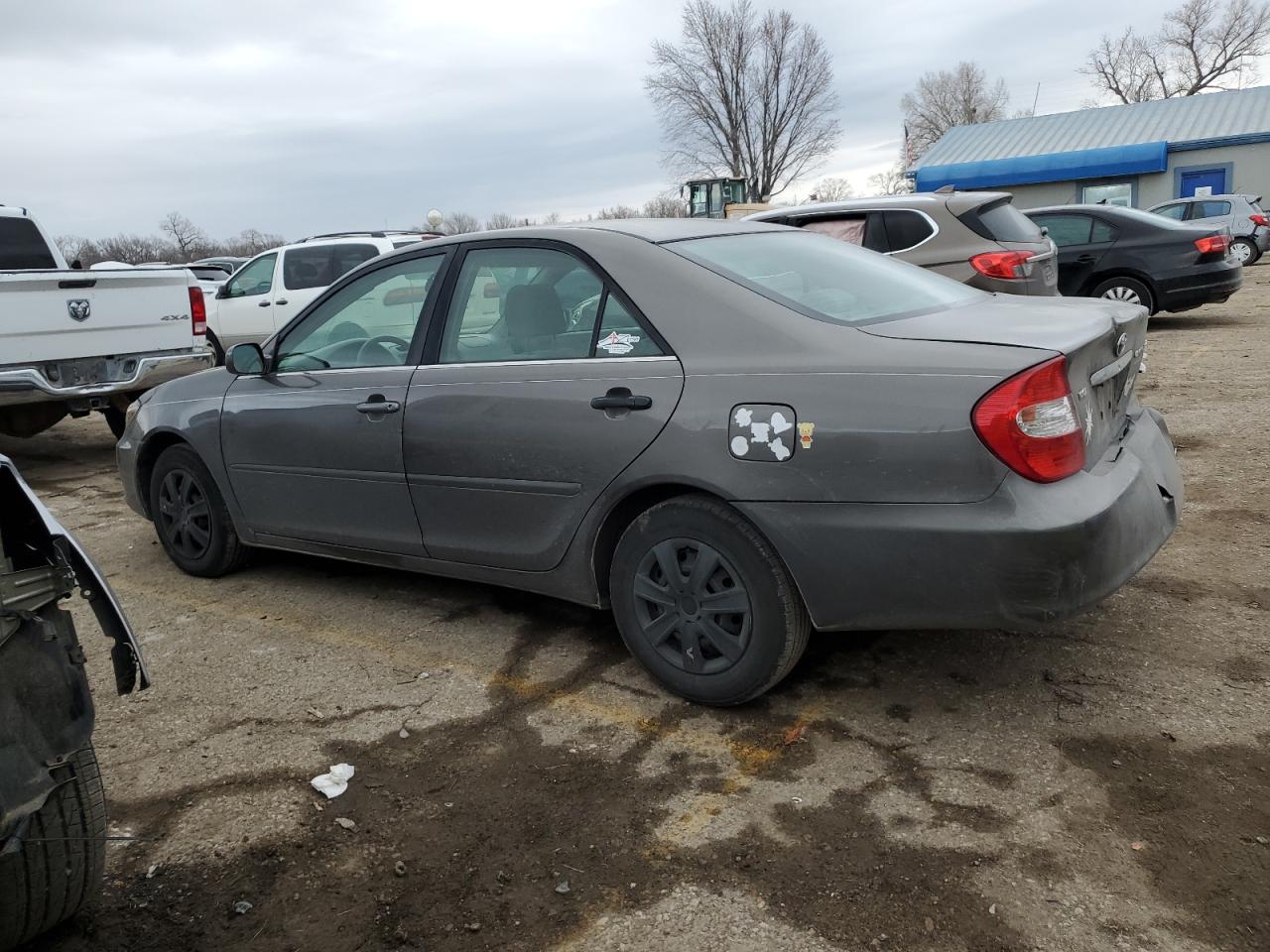 2004 Toyota Camry - Image 2