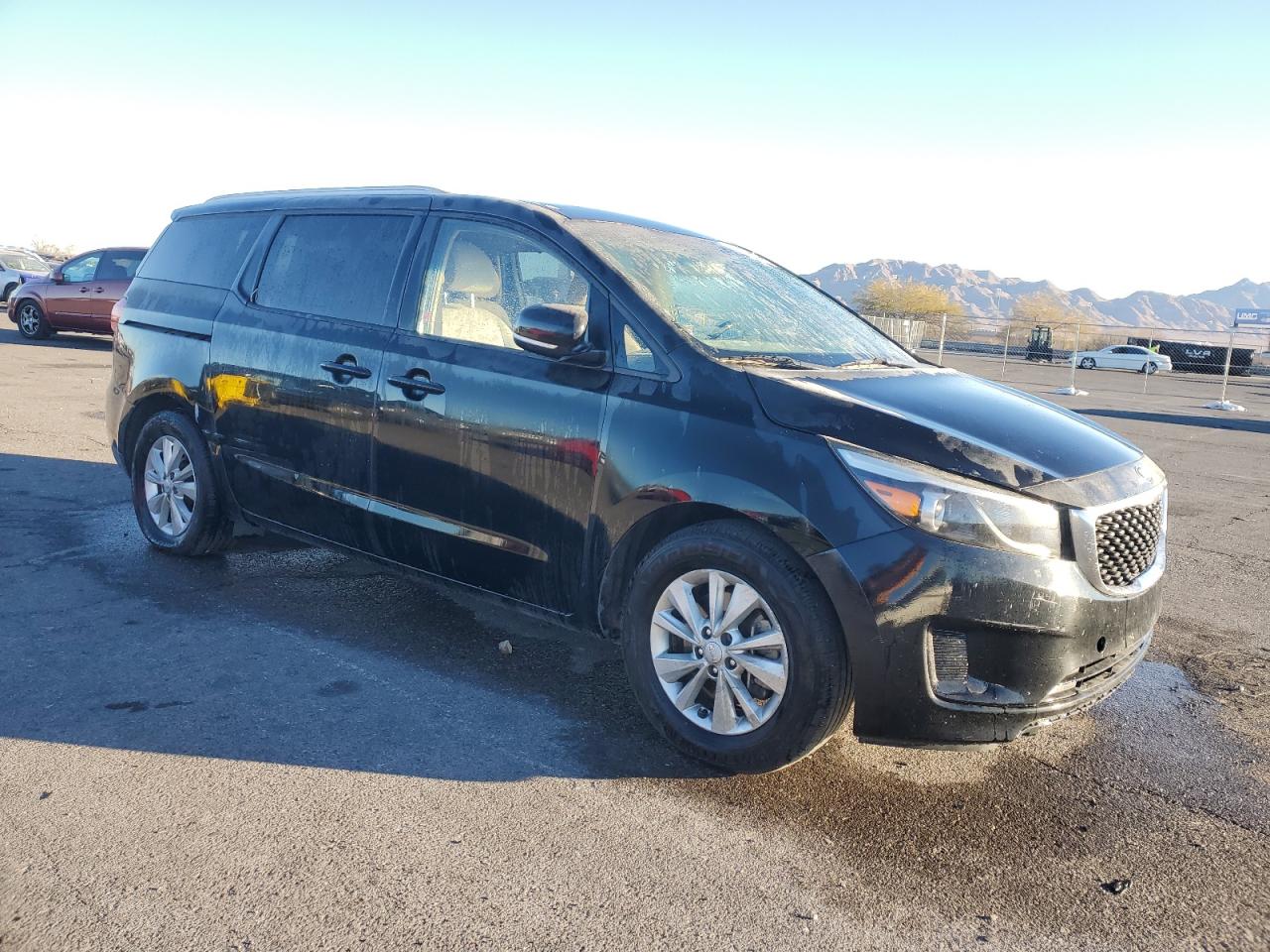 2016 Kia Sedona - Image 4