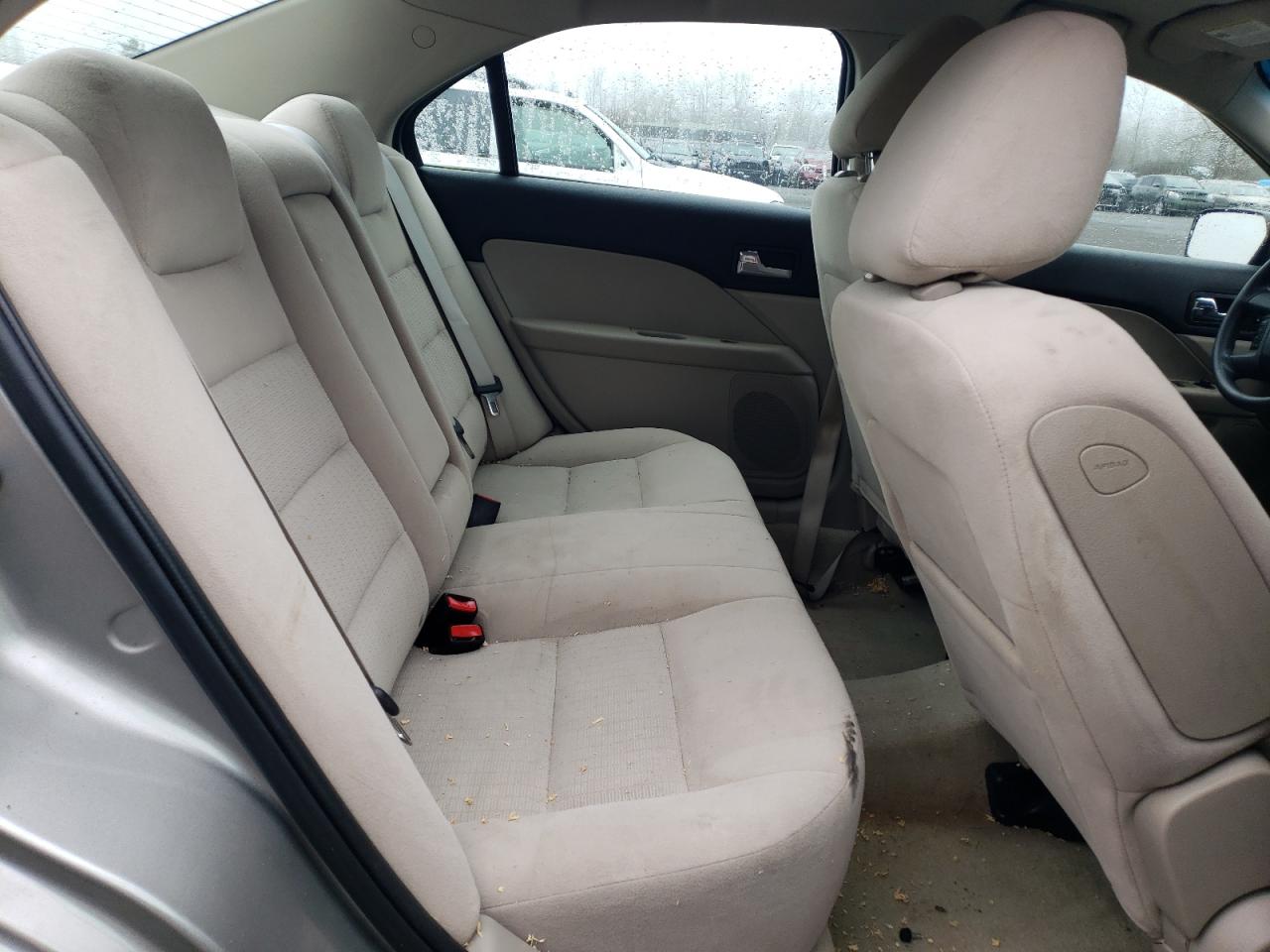 2009 Ford Fusion - Image 10
