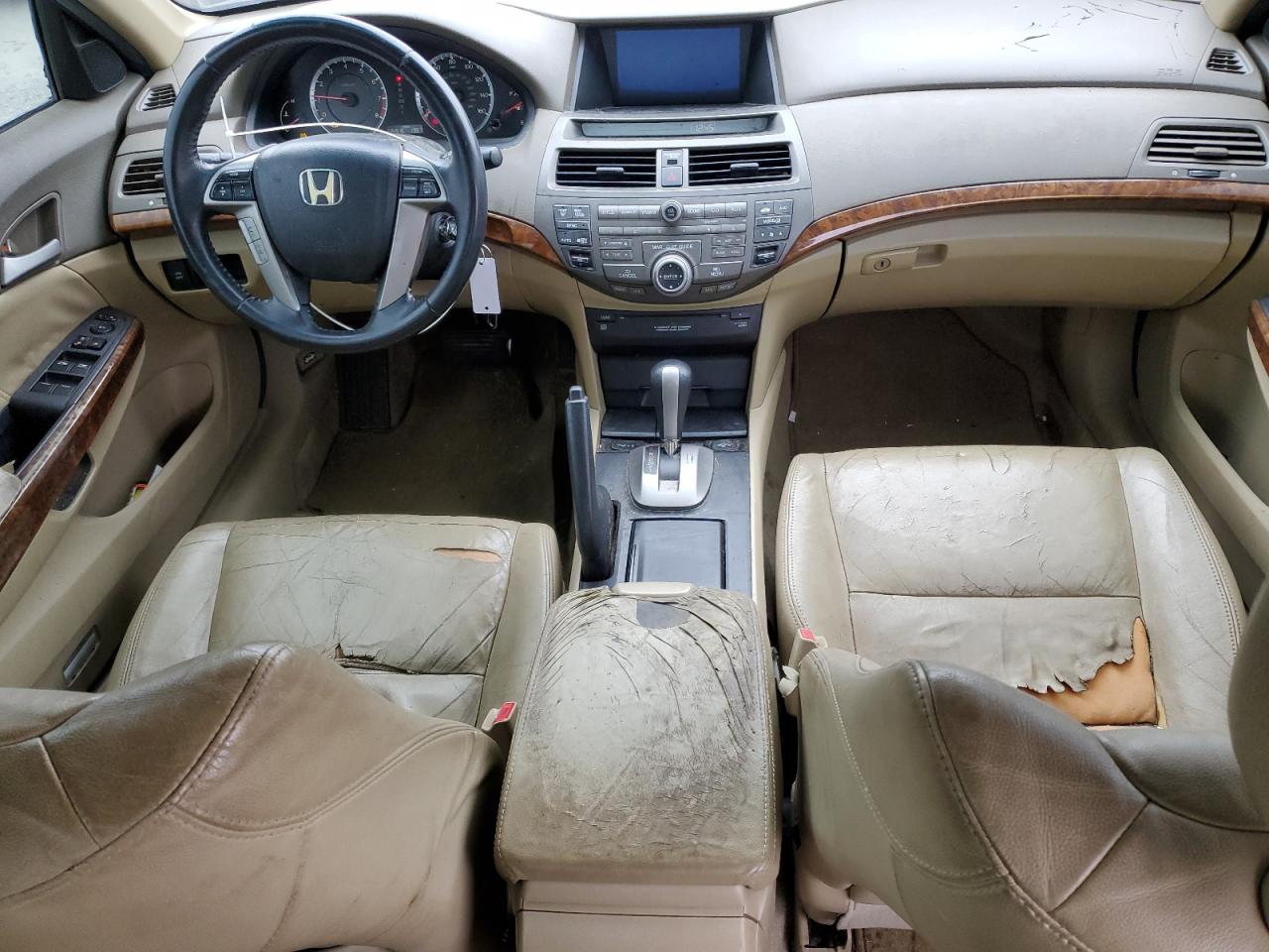 2010 Honda Accord - Image 8