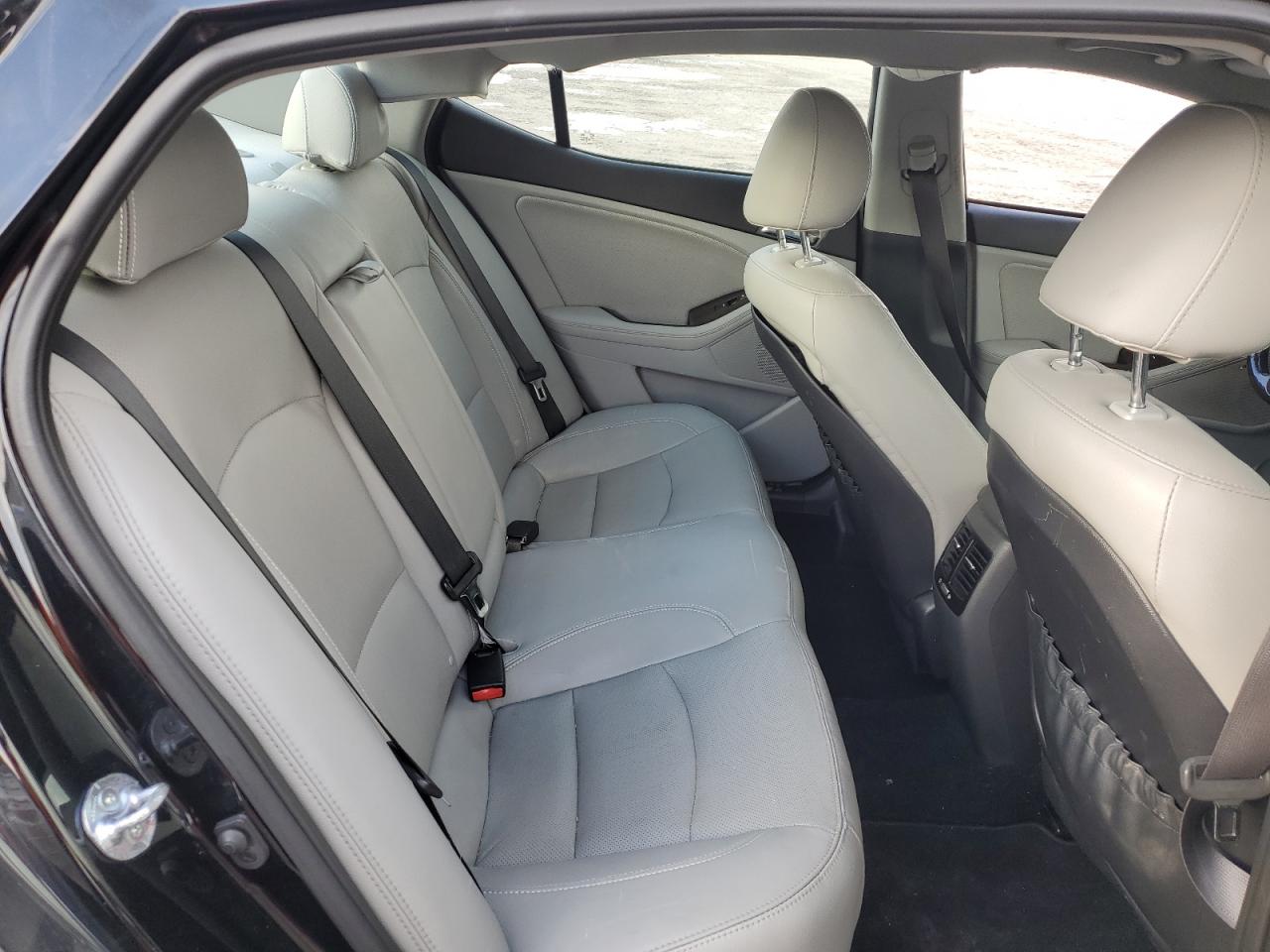 2013 Kia Optima - Image 11