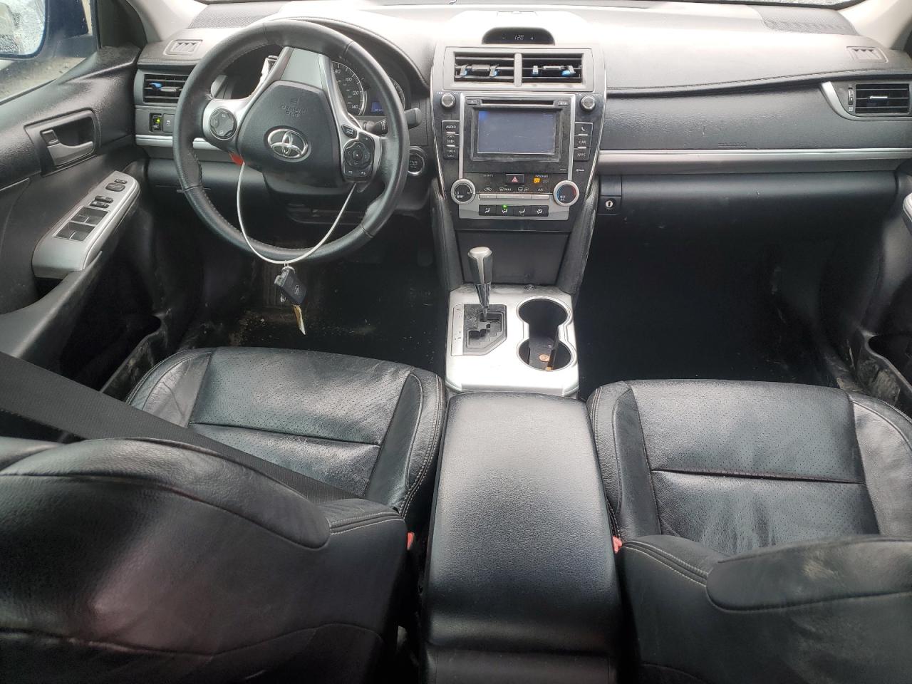 2013 Toyota Camry - Image 8
