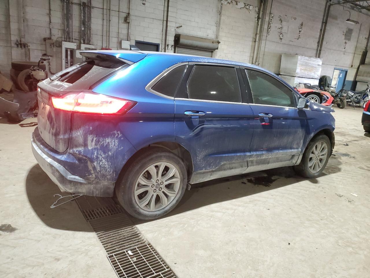 2022 Ford Edge - Image 3