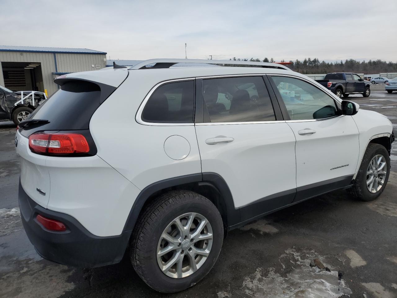 2016 Jeep Grand Cherokee - Image 3