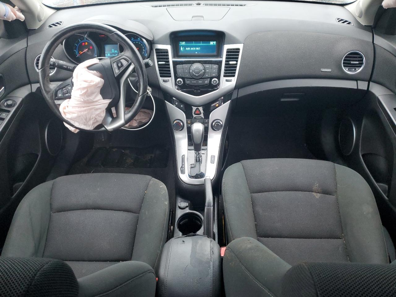 2012 Chevrolet Cruze - Image 8