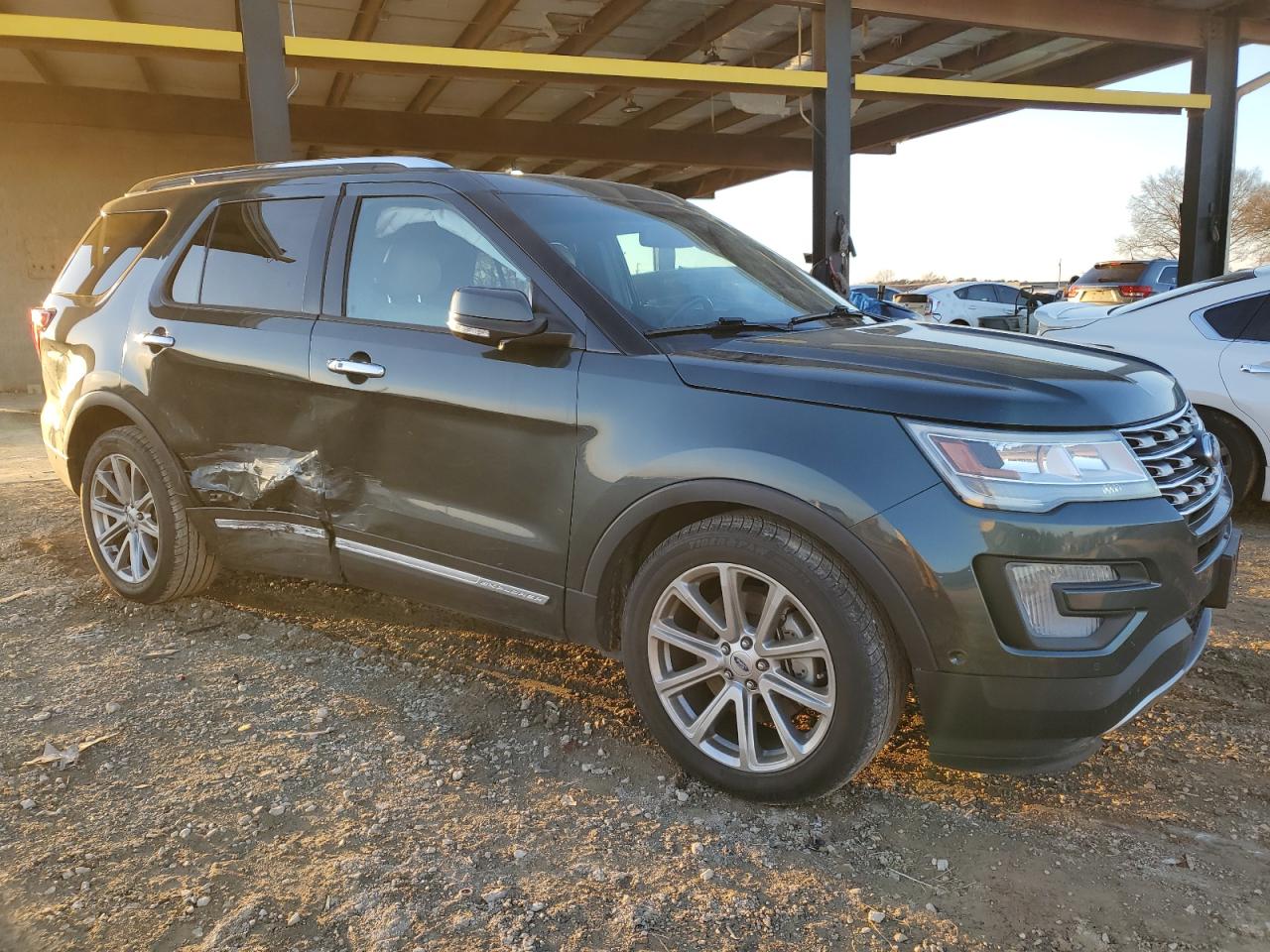 2016 Ford Explorer - Image 4