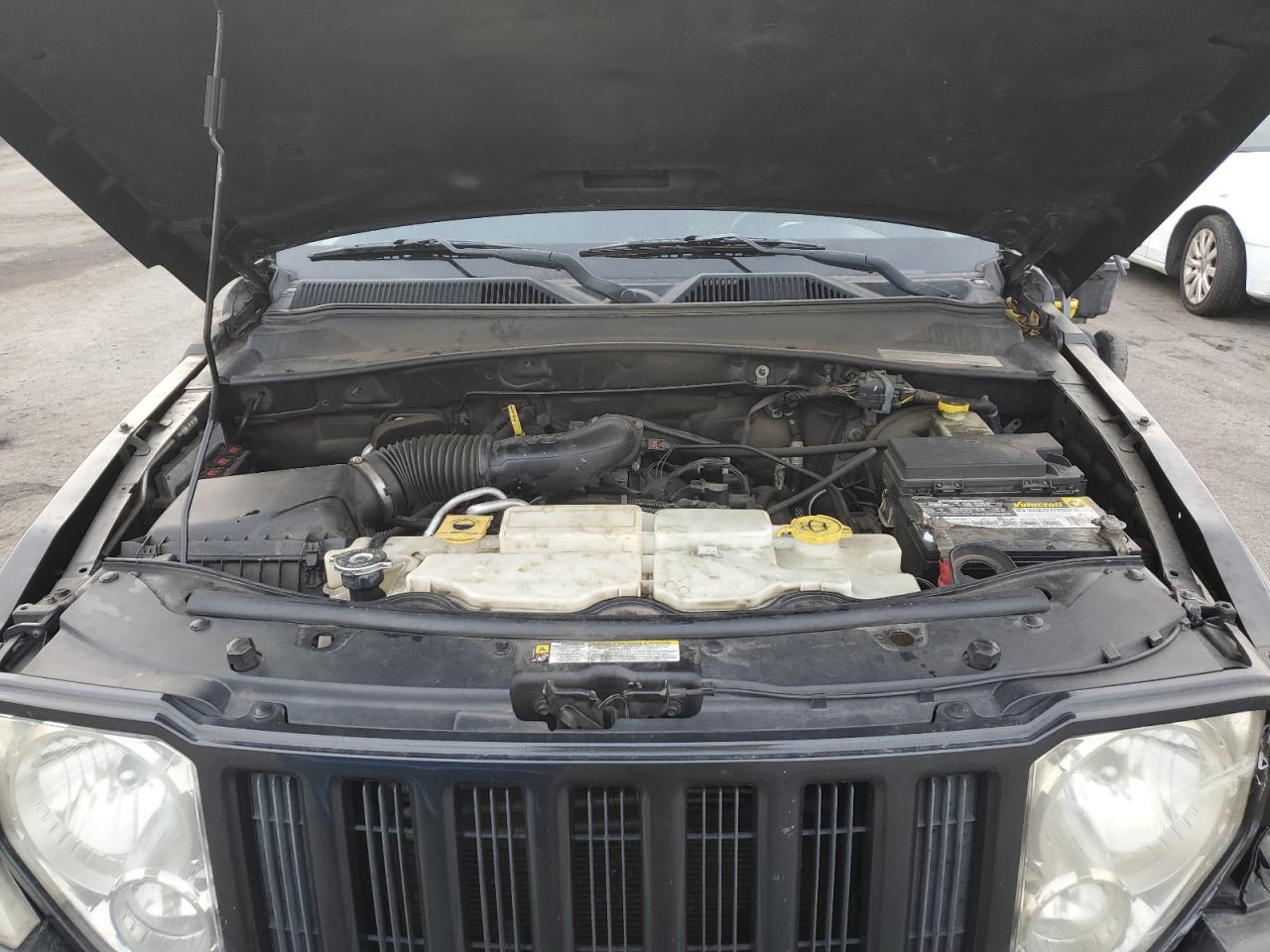 2011 Jeep Liberty (North America) - Image 14