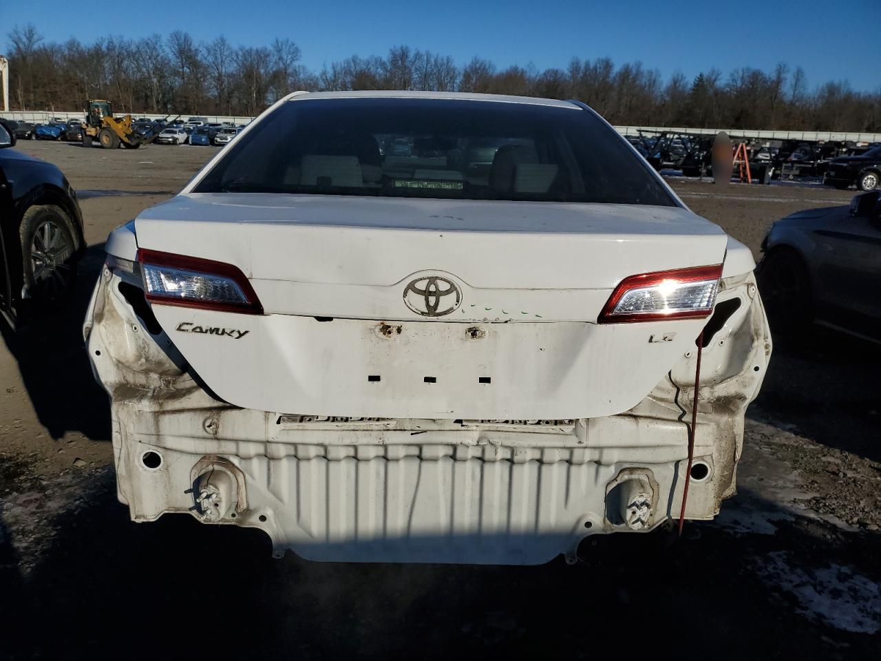 2014 Toyota Camry - Image 6