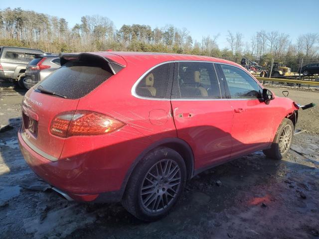  PORSCHE CAYENNE 2013 Красный