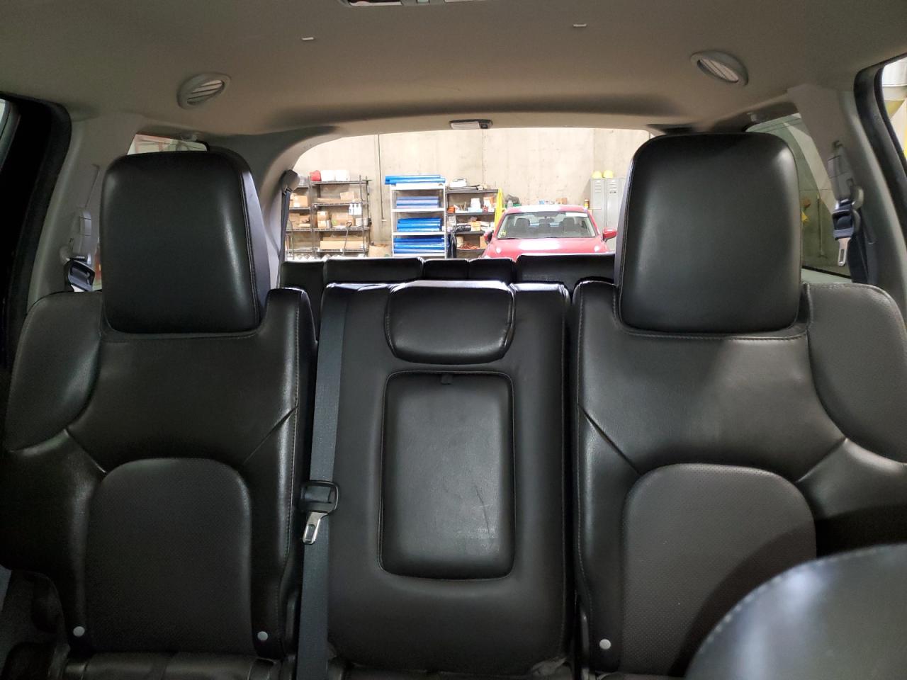 2012 Nissan Pathfinder - Image 10