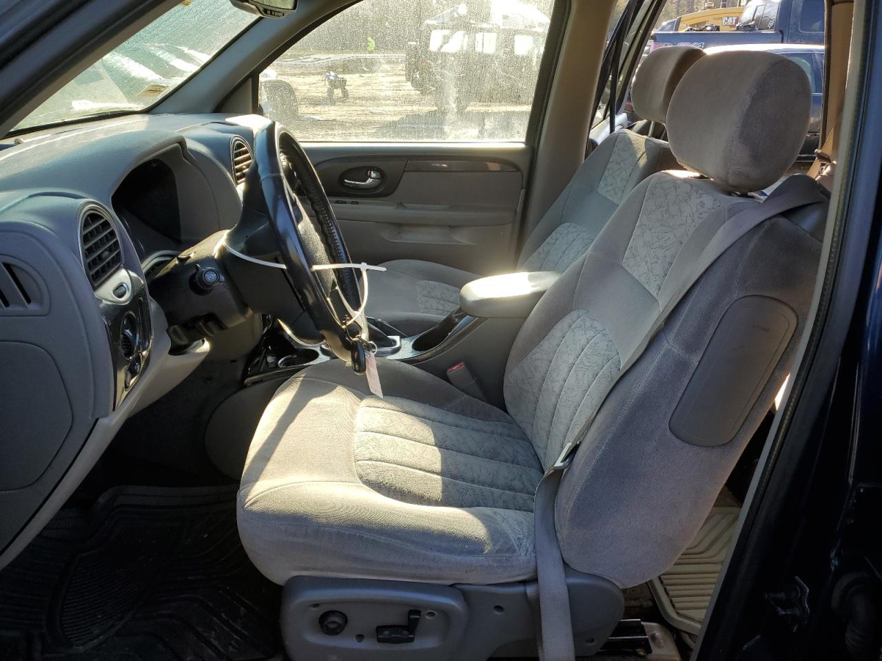 2003 GMC Envoy - Image 7