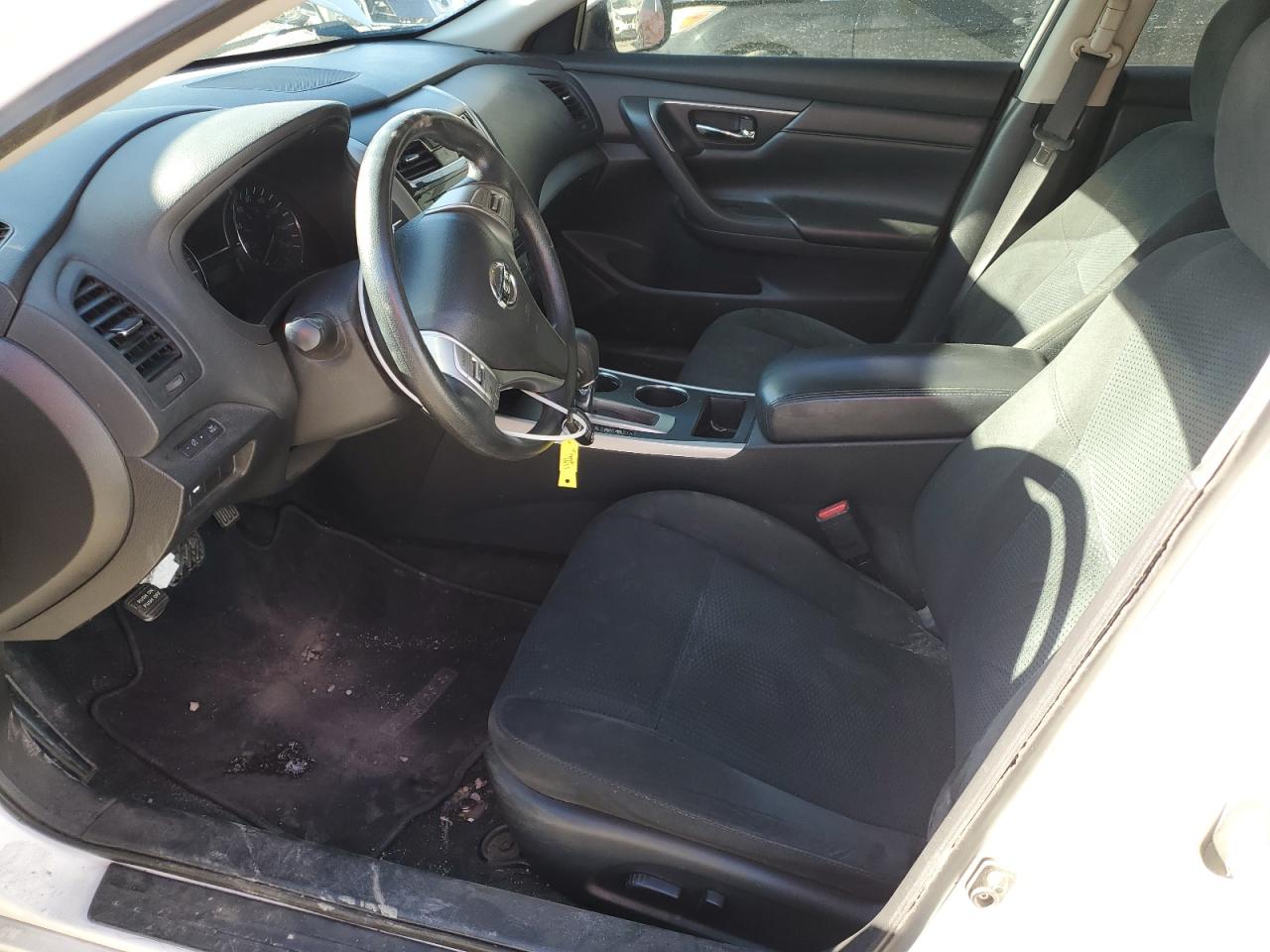 2015 Nissan Altima - Image 7
