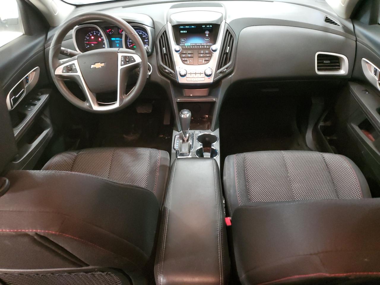 2017 Chevrolet Equinox - Image 8