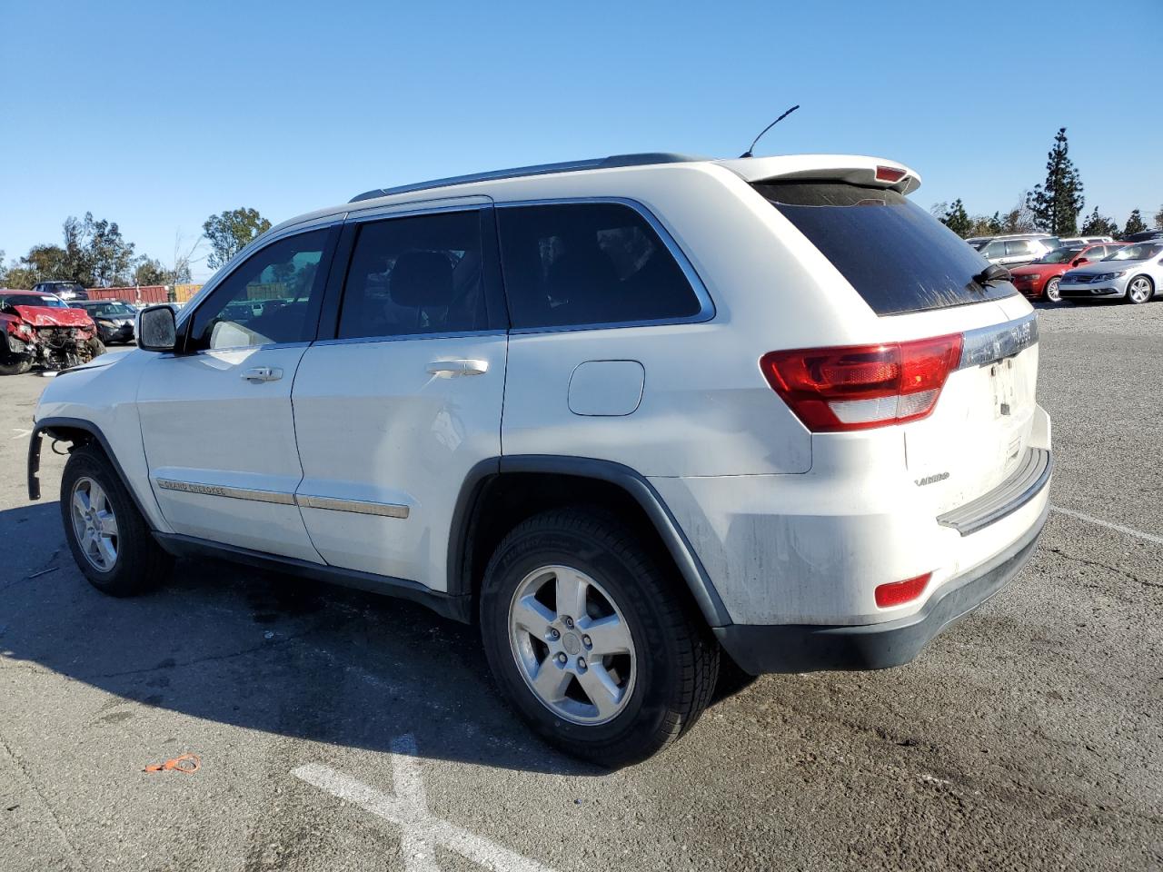 2012 Jeep Grand Cherokee - Image 2