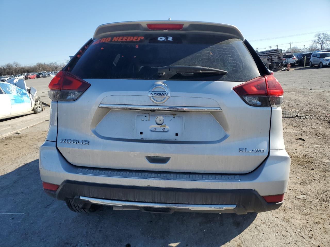 2018 Nissan Rogue - Image 6