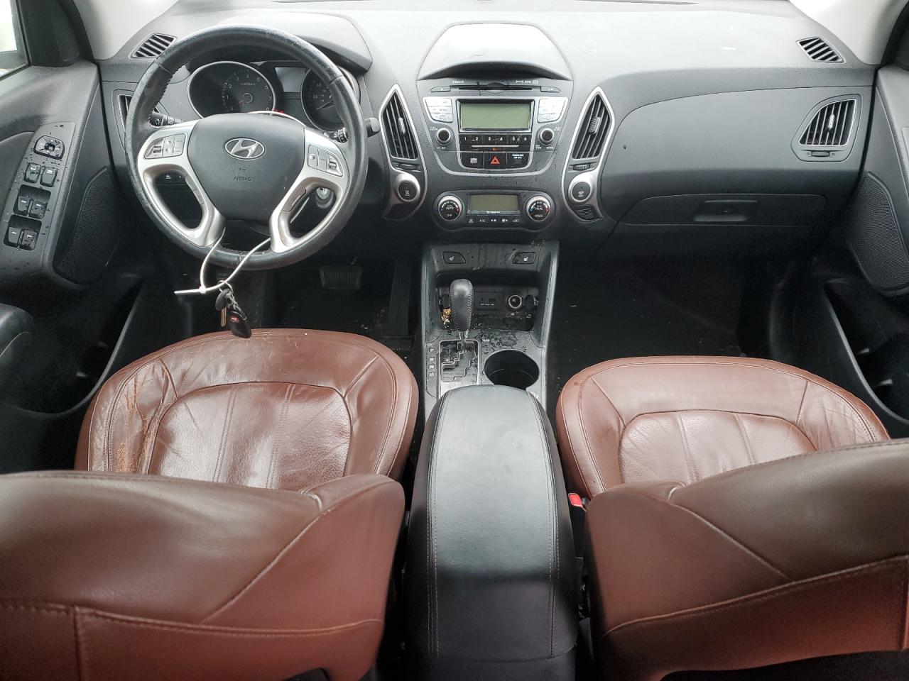 2012 Hyundai Tucson - Image 8