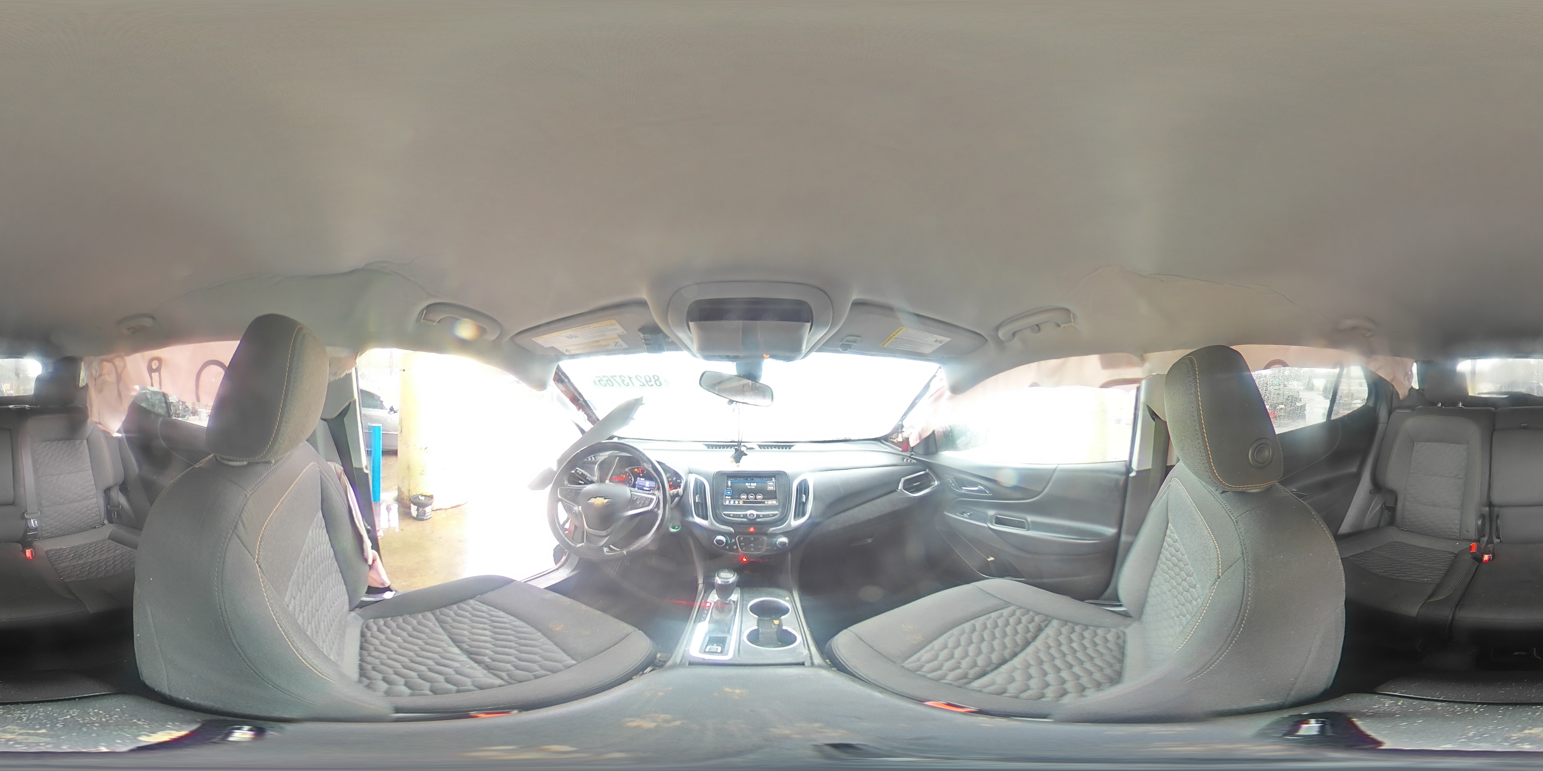 2019 Chevrolet Equinox - Image 12