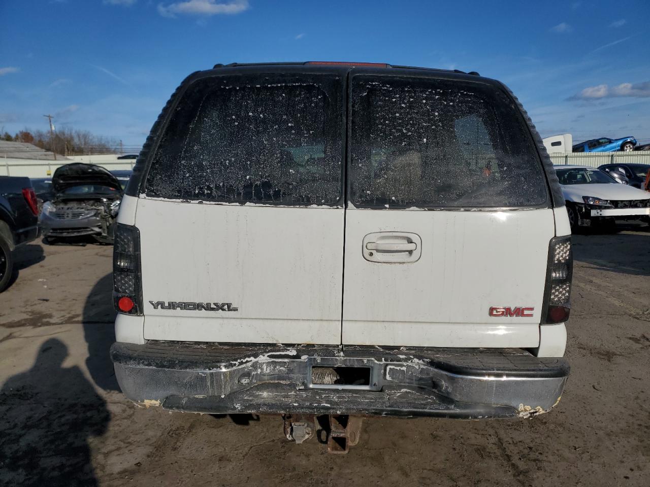 2004 GMC Yukon - Image 6