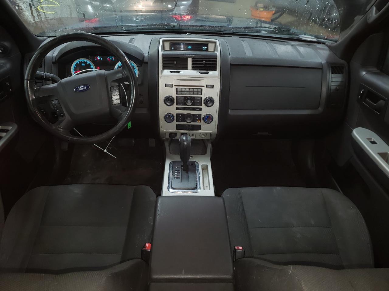 2010 Ford Escape - Image 8