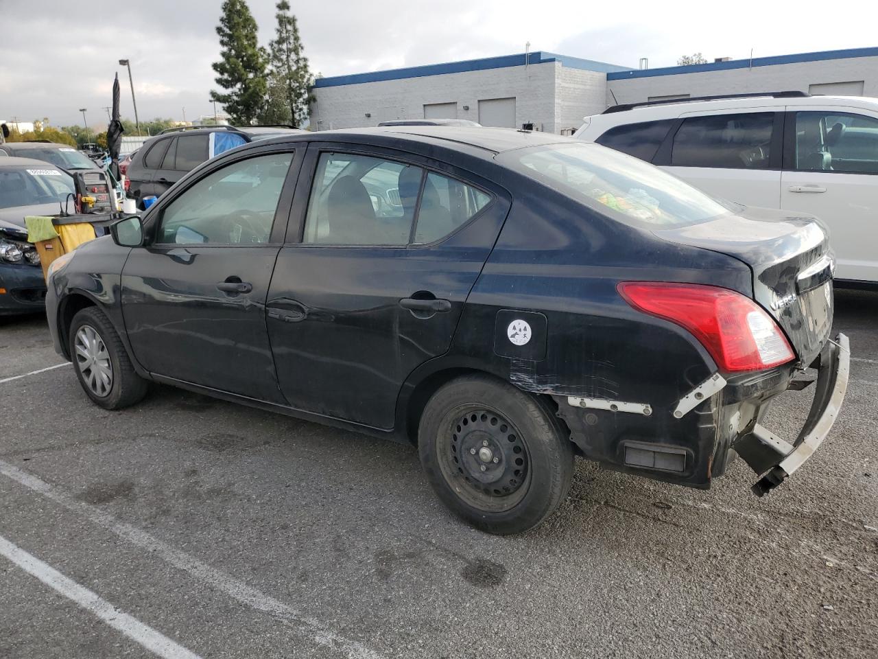 2016 Nissan Versa - Image 2