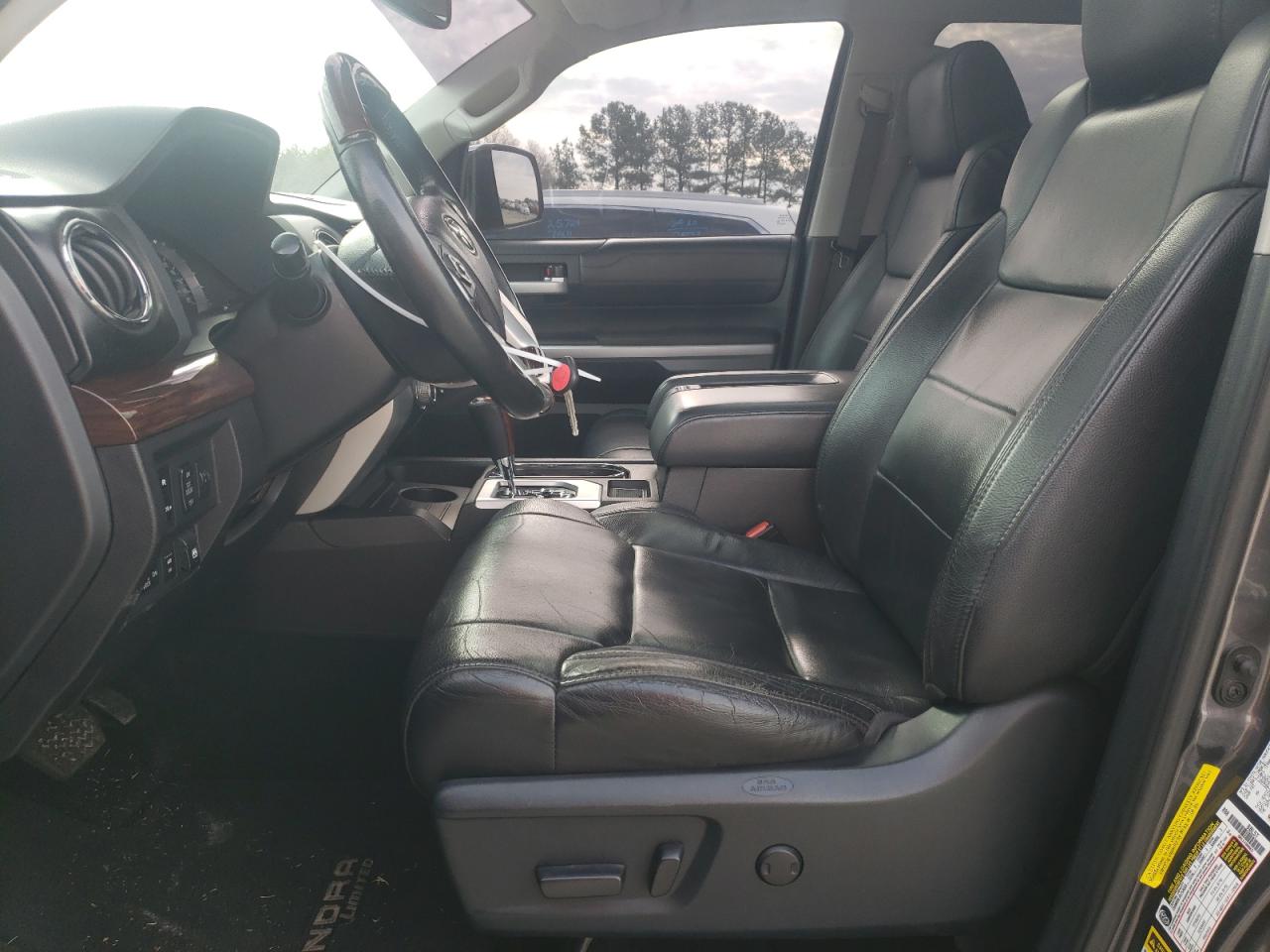 2015 Toyota Tundra - Image 7