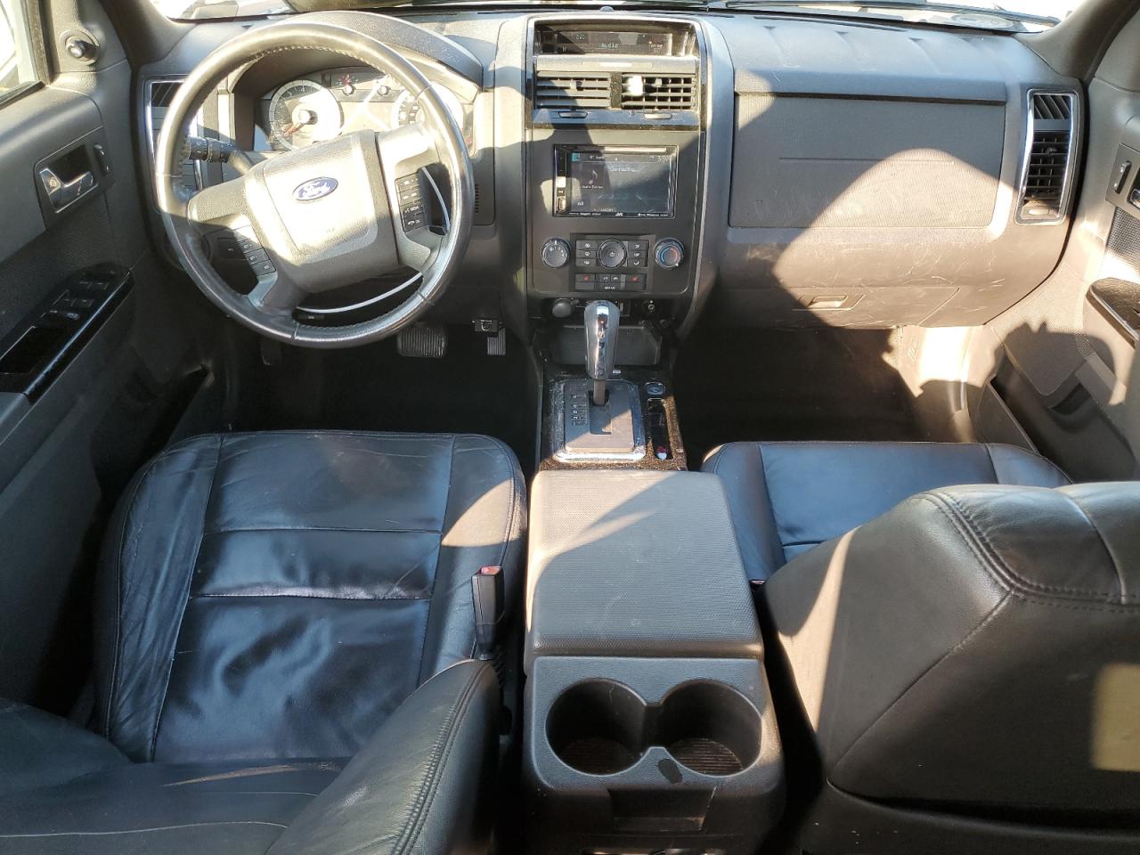 2010 Ford Escape - Image 8