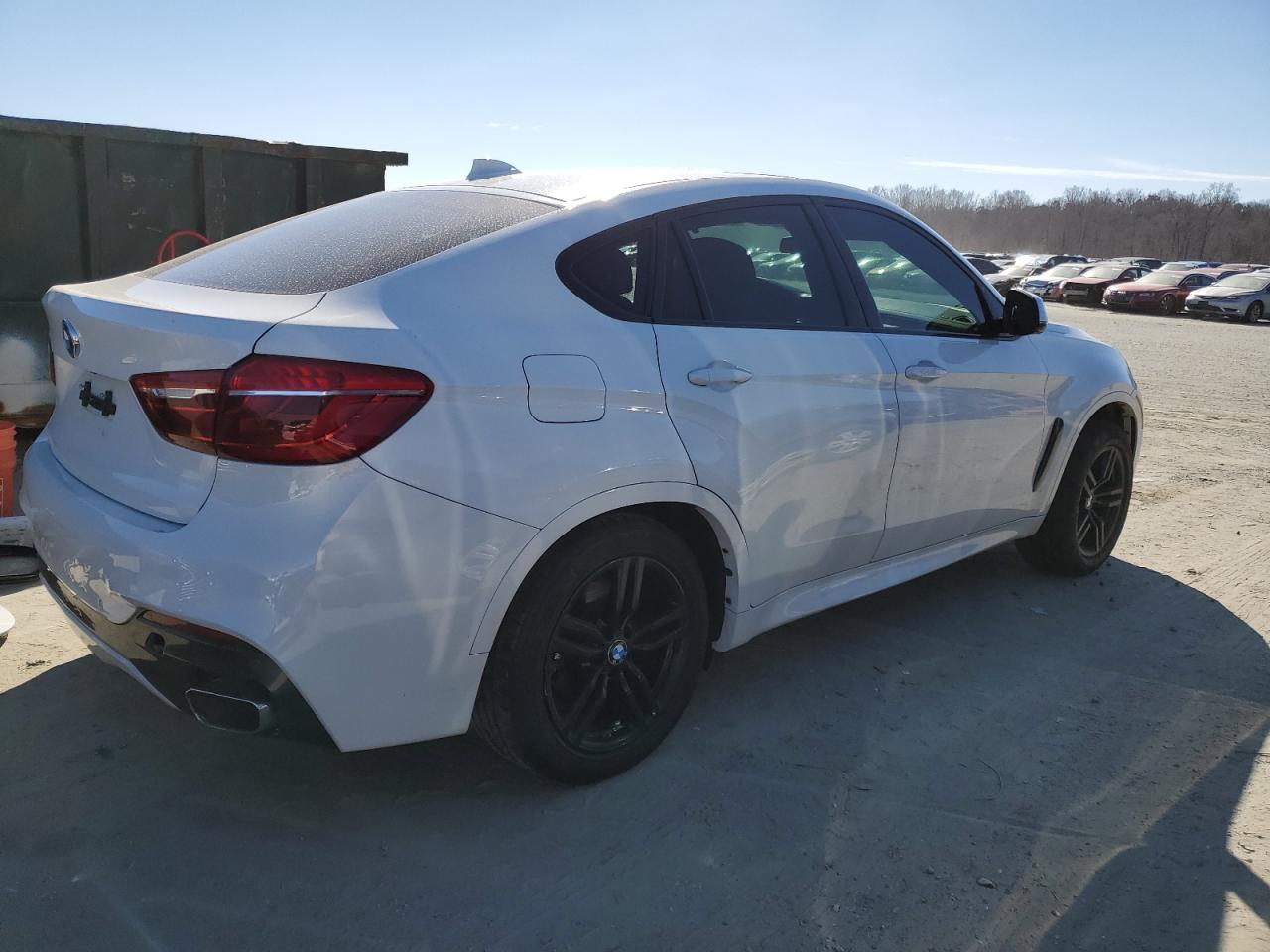 2015 BMW X6 - Image 3