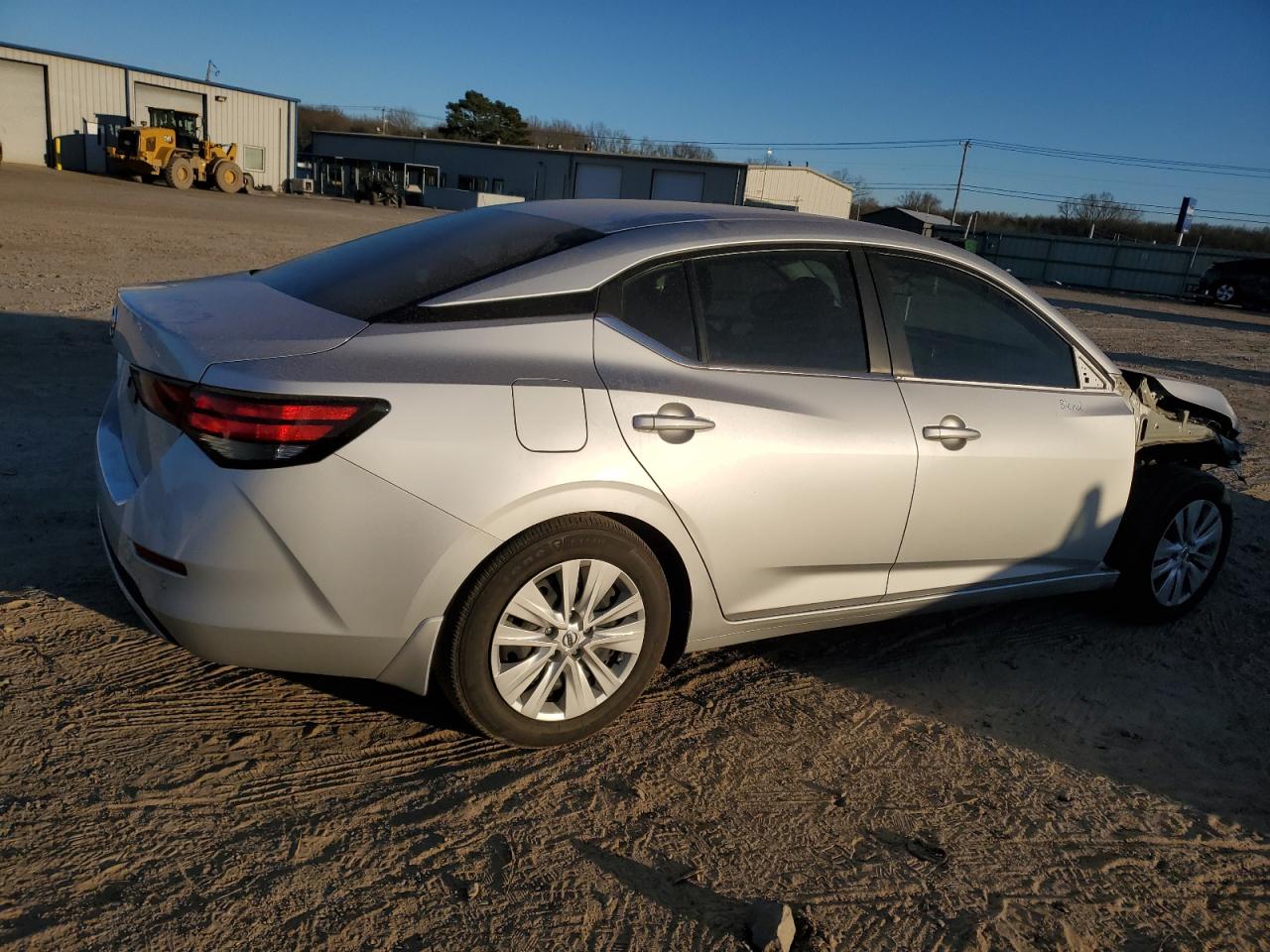 2022 Nissan Sentra - Image 3