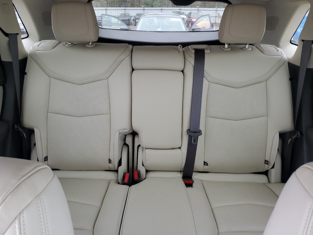 2019 Cadillac XTS - Image 10