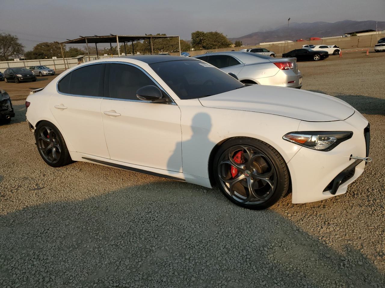 2021 Alfa Romeo Giulia - Image 4