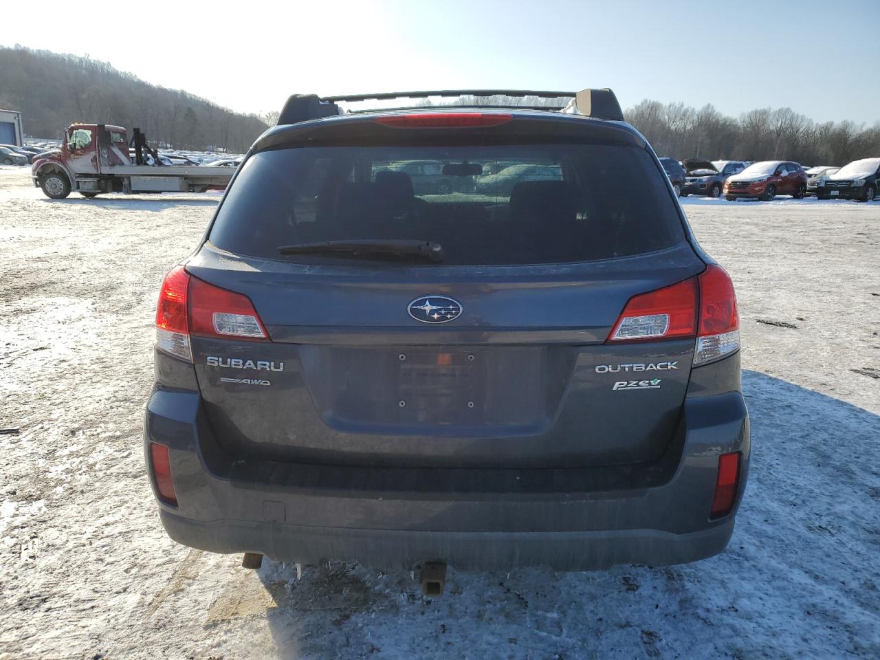 2011 Subaru Outback - Image 6