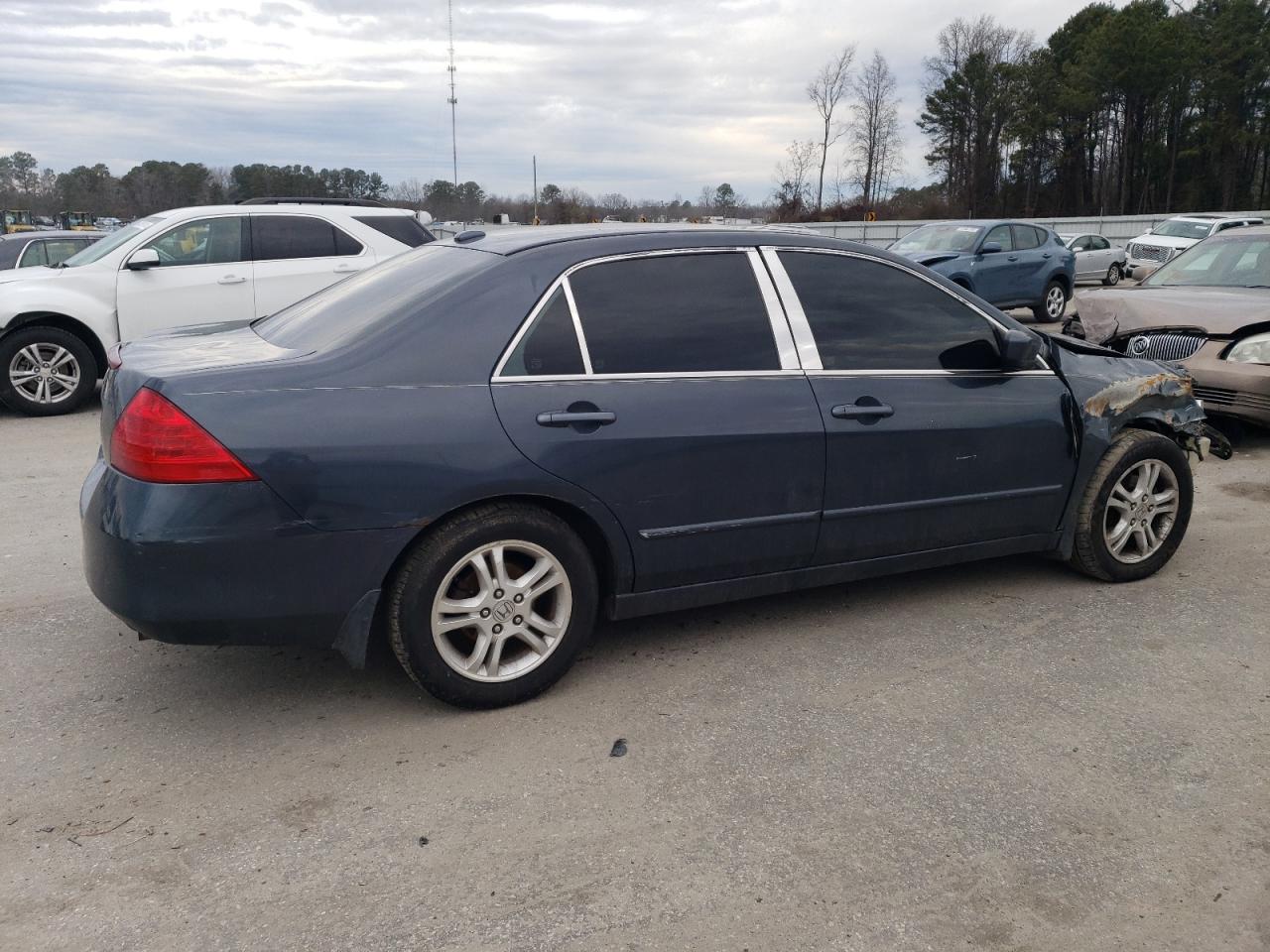 2007 Honda Accord - Image 3