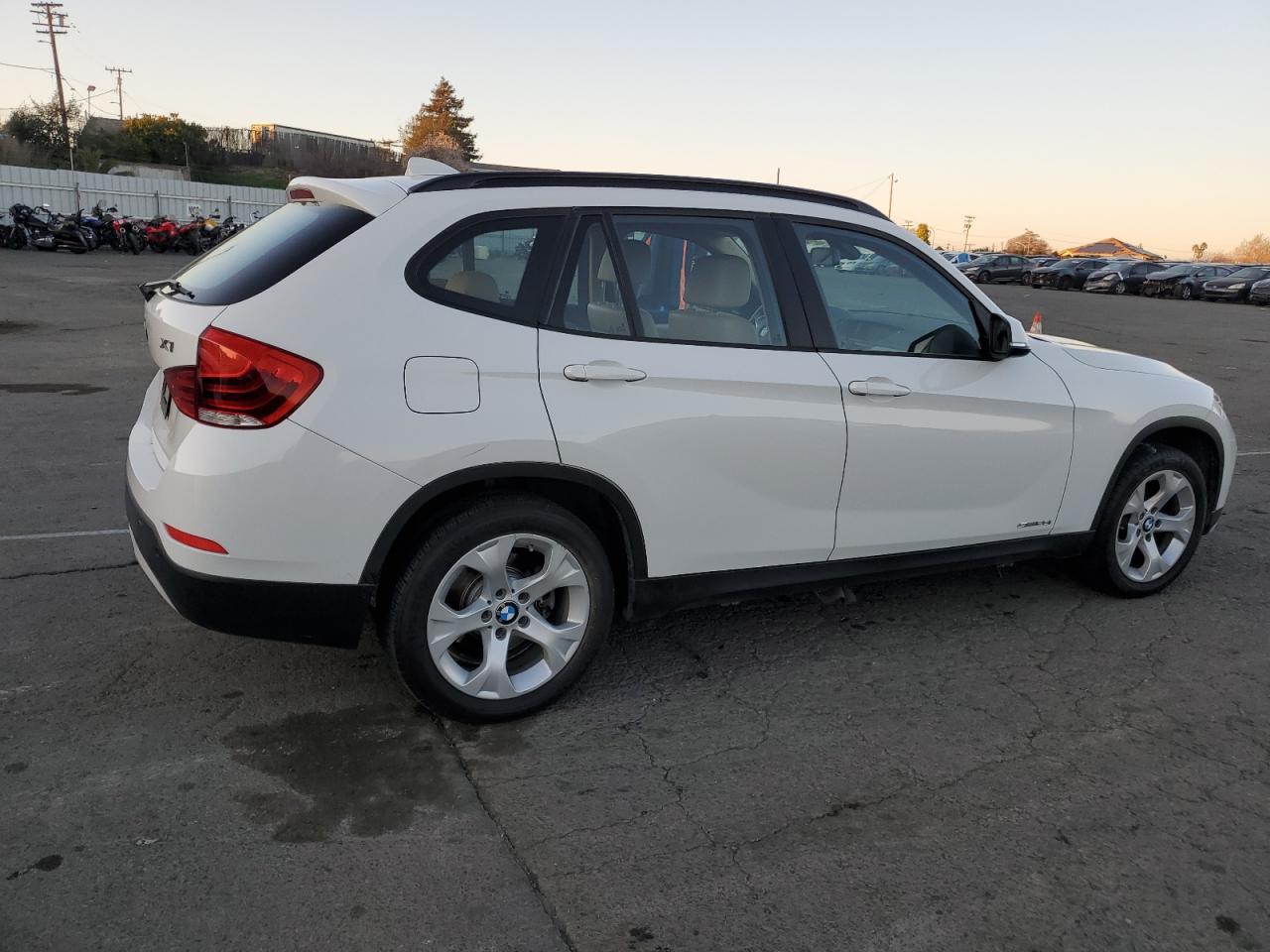 2015 BMW X1 - Image 3