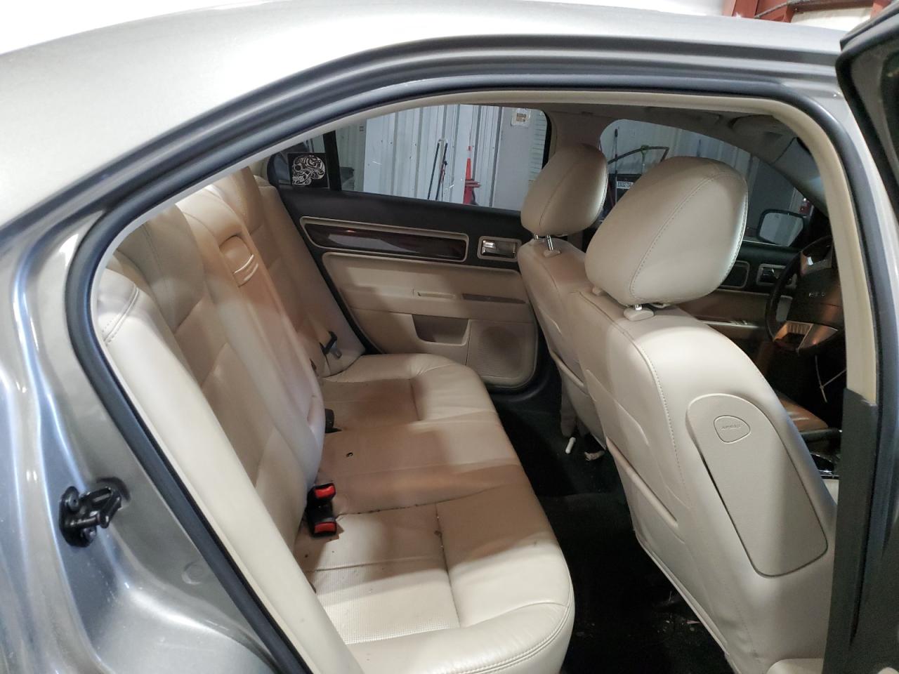 2009 Lincoln MKZ - Image 10