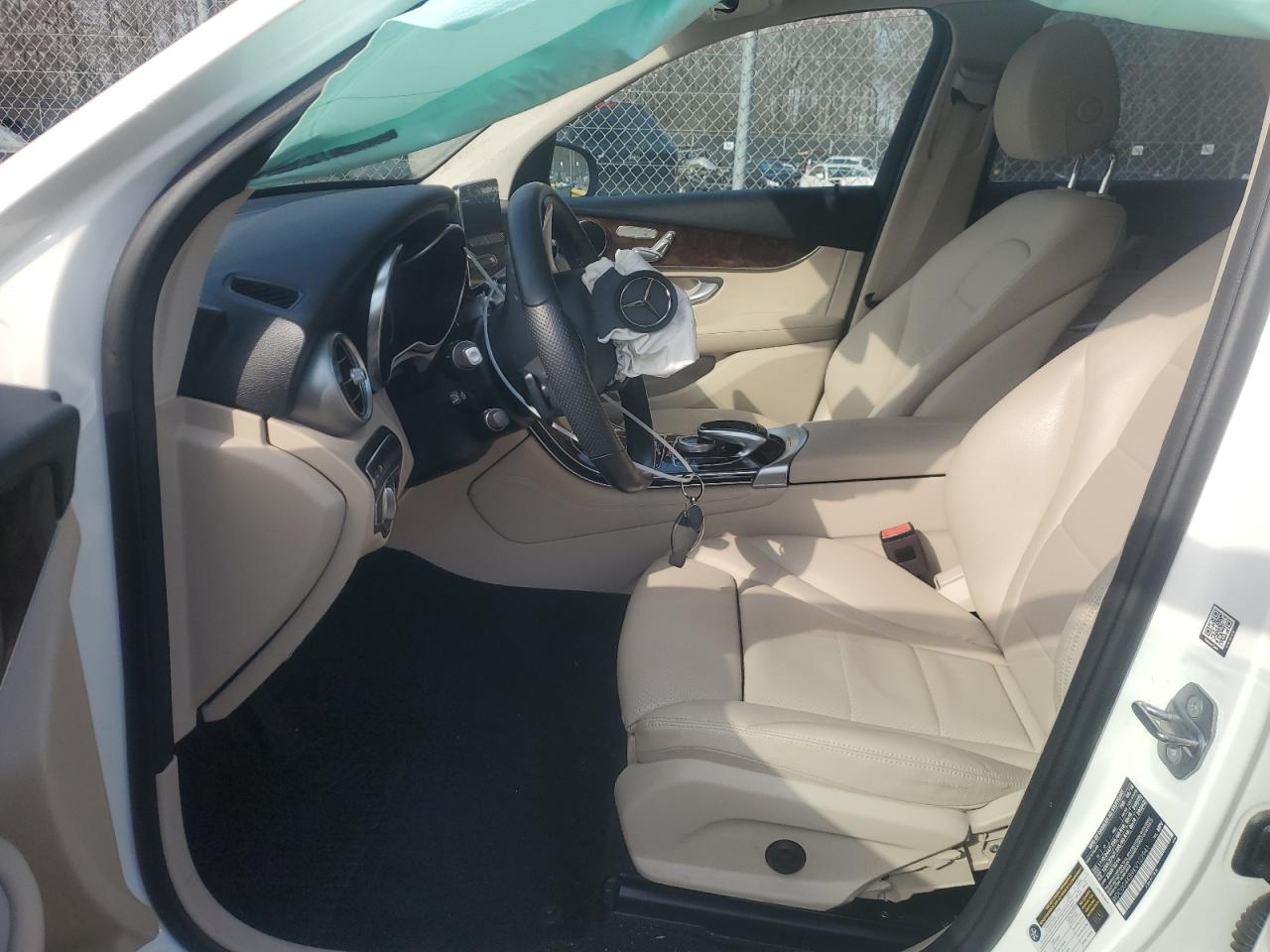 2019 Mercedes-Benz GLC - Image 7