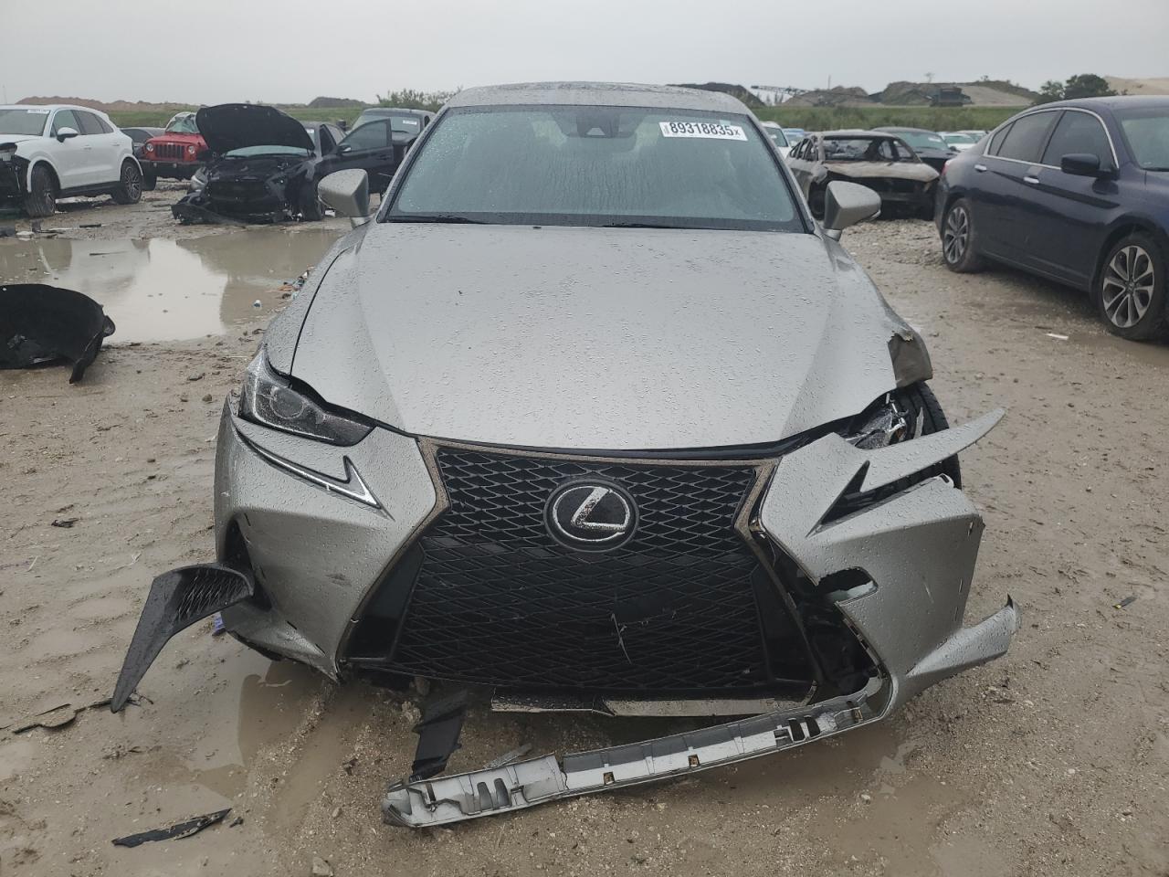 2018 Lexus IS - Image 5
