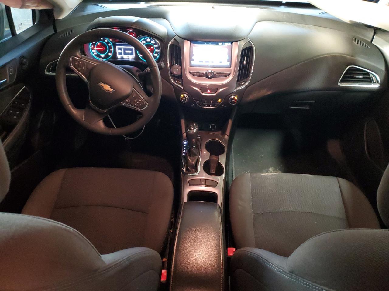 2016 Chevrolet Cruze - Image 8