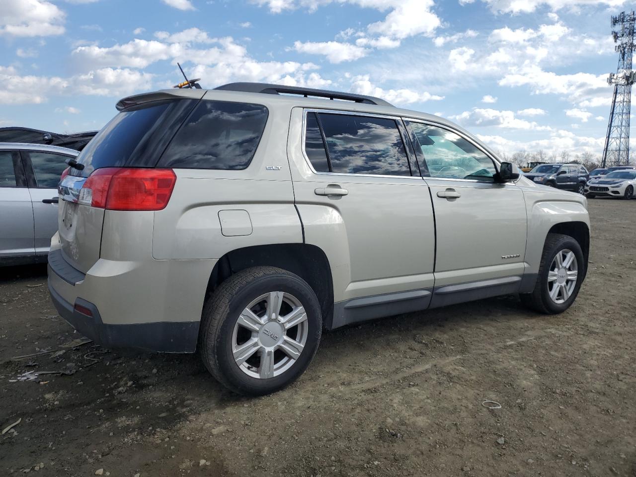 2014 GMC Terrain - Image 3