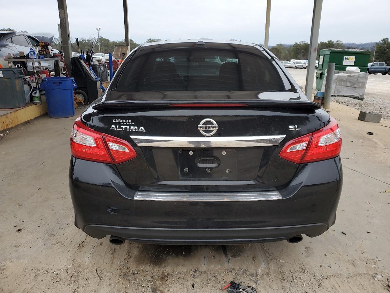 2017 Nissan Altima - Image 6