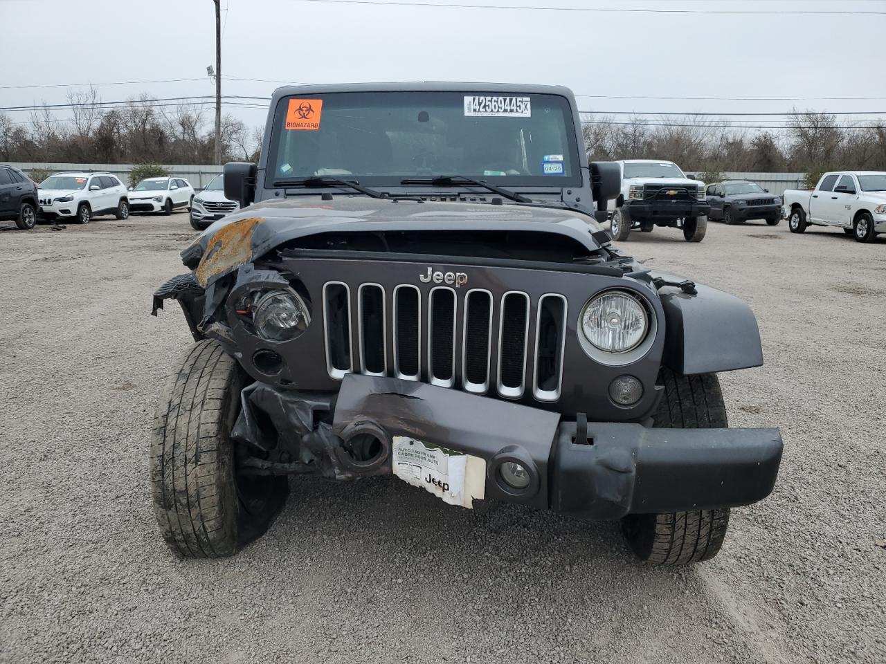 2016 Jeep Wrangler - Image 5