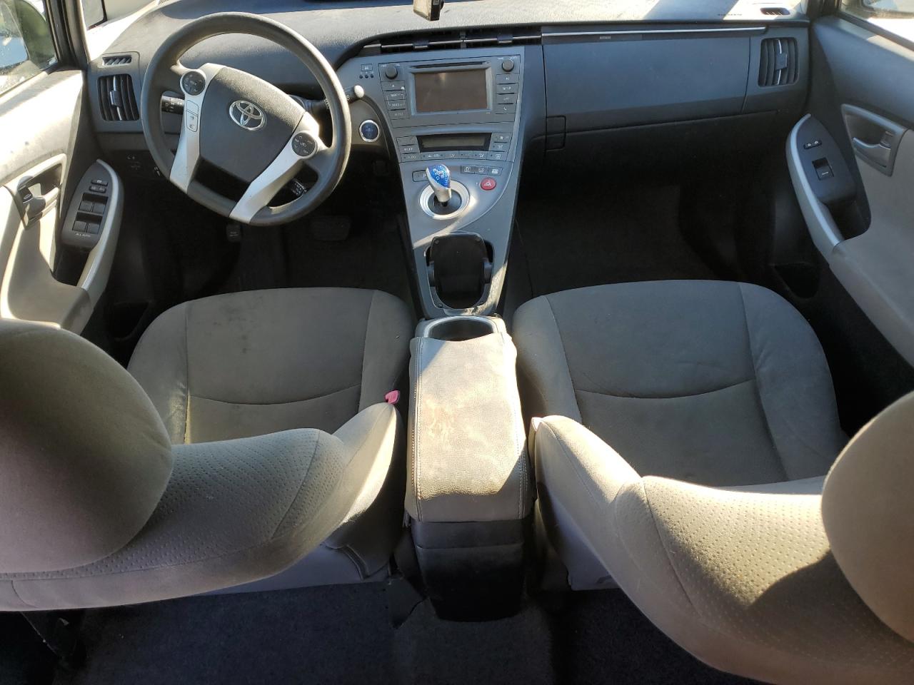 2012 Toyota Prius - Image 8