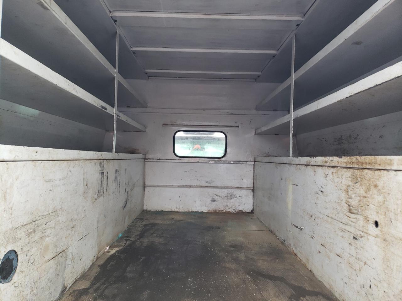 2011 Chevrolet Silverado - Image 11