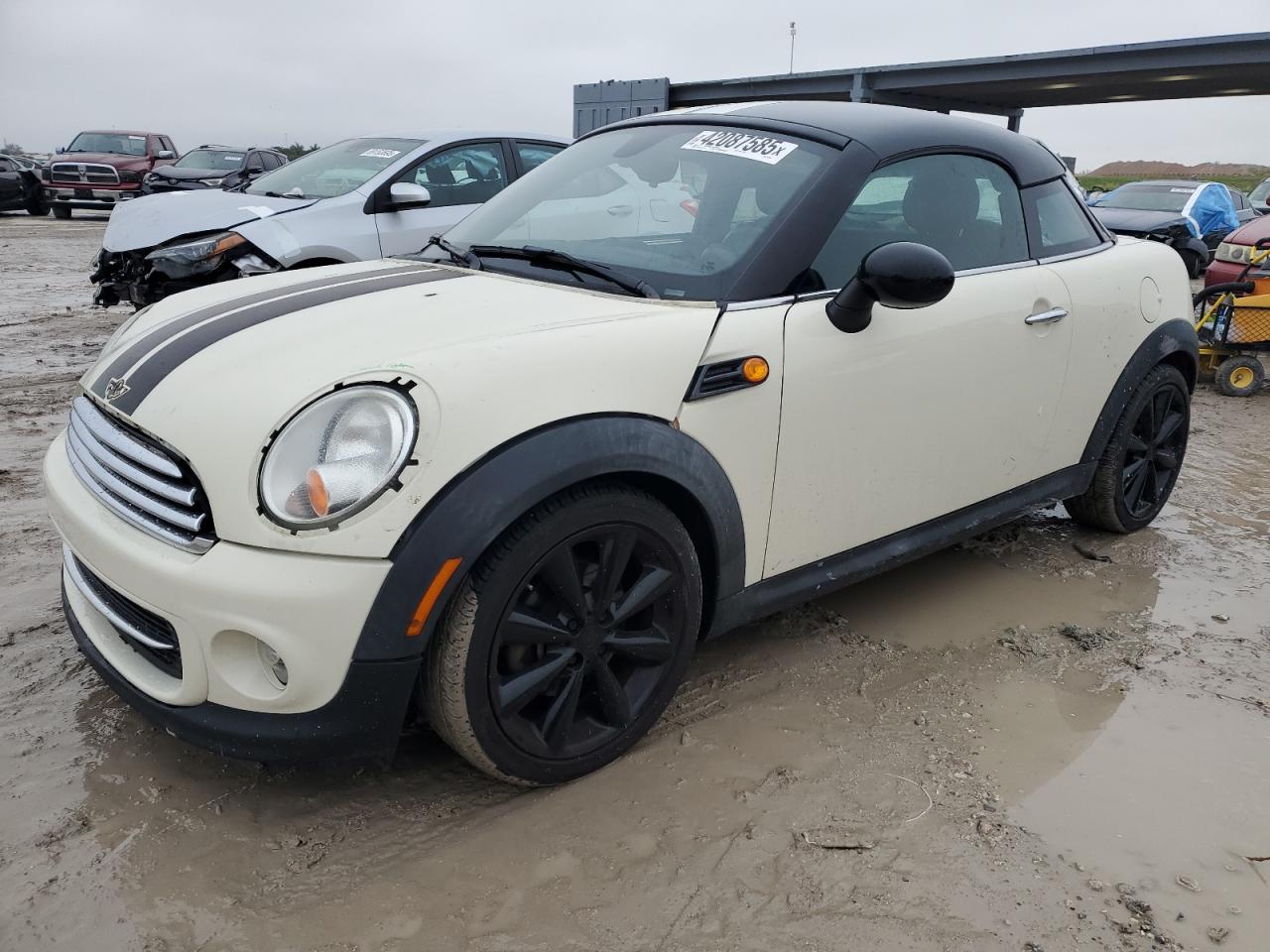 2014 MINI Cooper - Image 1