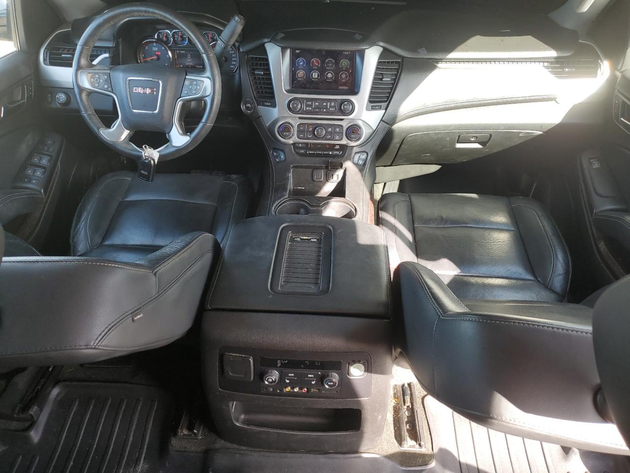 2016 GMC Yukon - Image 8