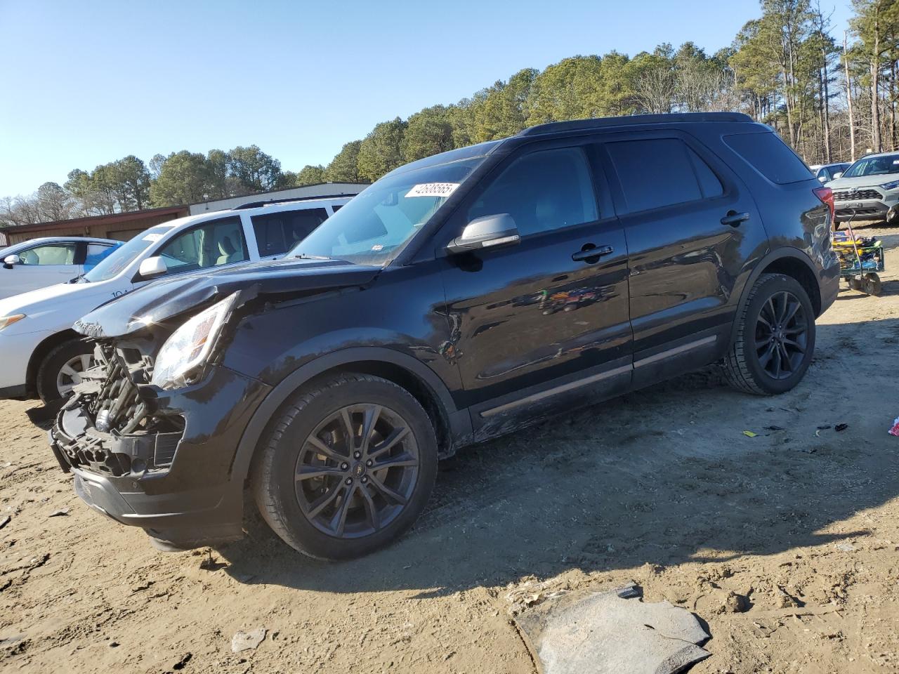 2019 Ford Explorer - Image 1