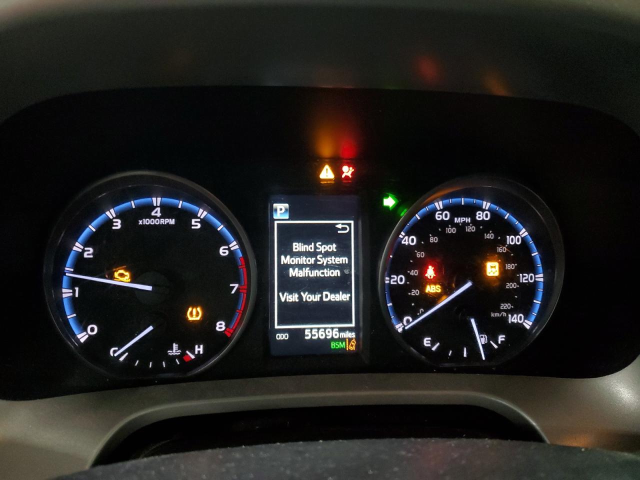 2018 Toyota RAV 4 - Image 9